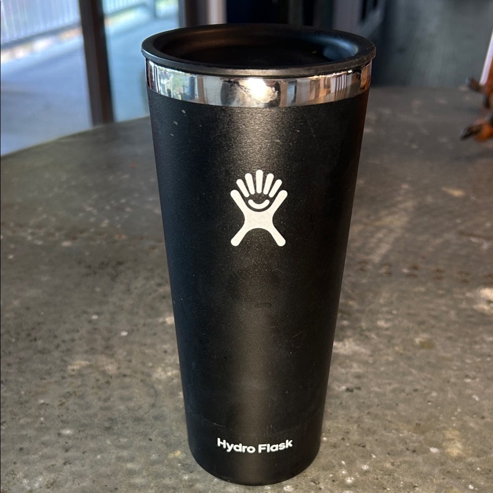 Hydro Flask Matte Black Tumbler with Silver Rim